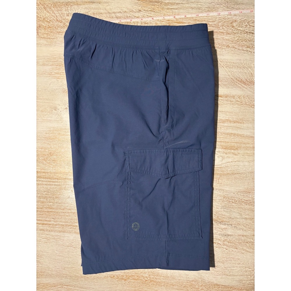 EUC Mondetta Outdoor Project Cargo Shorts Mens Large Navy Blue Stretch Hiking